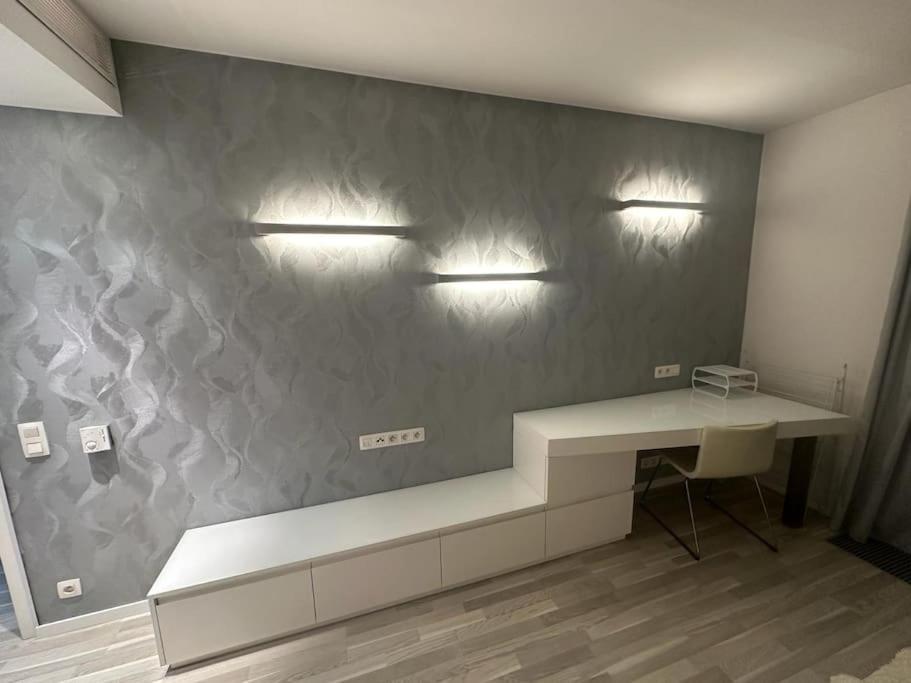 Eurovea 2bedroom By Danube Free Parking Bratislava