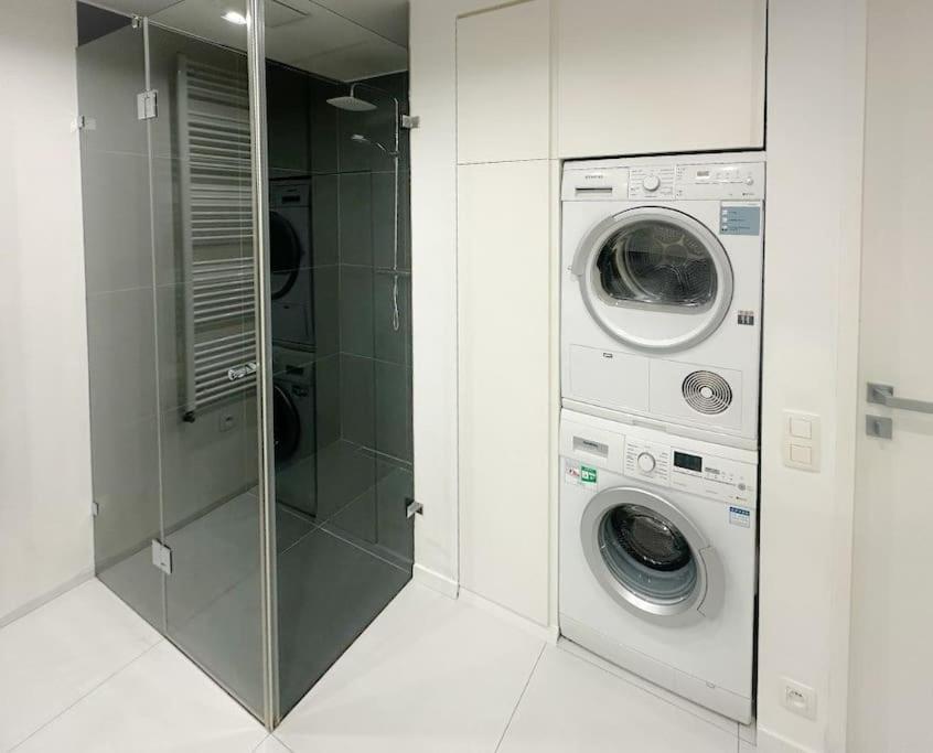 Eurovea 2bedroom By Danube Free Parking Apartmán