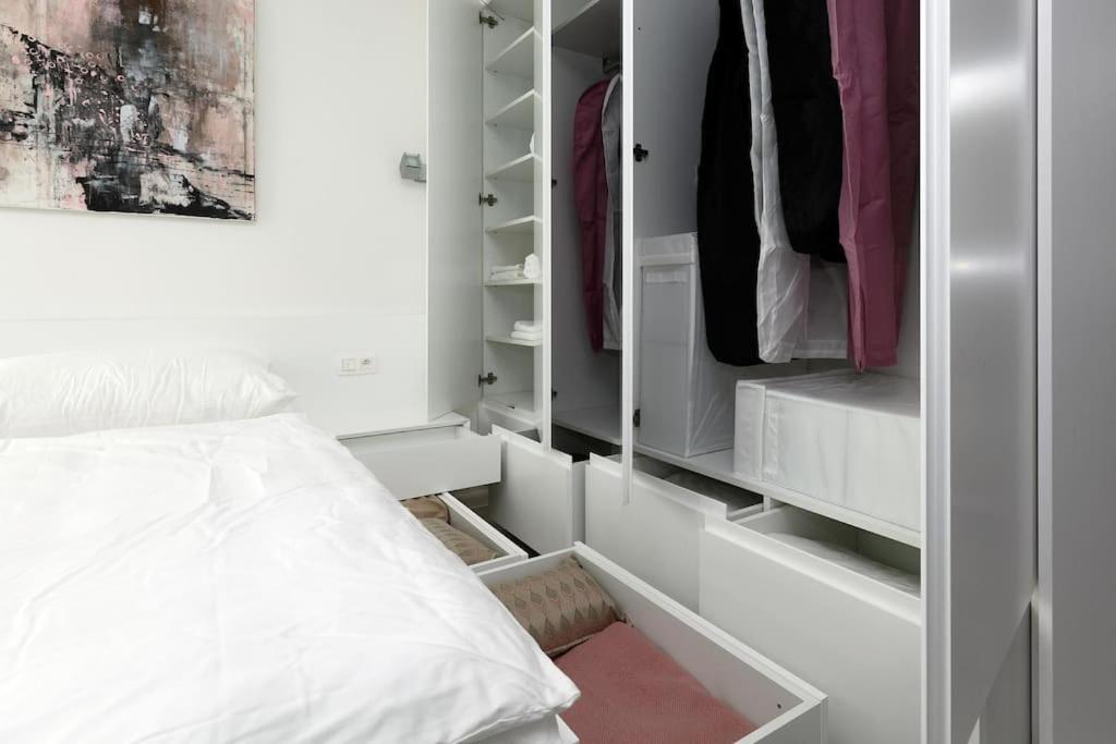 Eurovea 2bedroom By Danube Free Parking Apartmán *